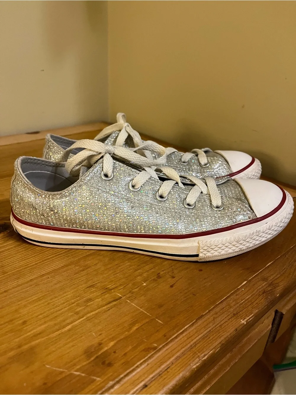 Converse Chuck Taylor All Star Ox Kids Shoes Enamel Red/White 663627C size 3